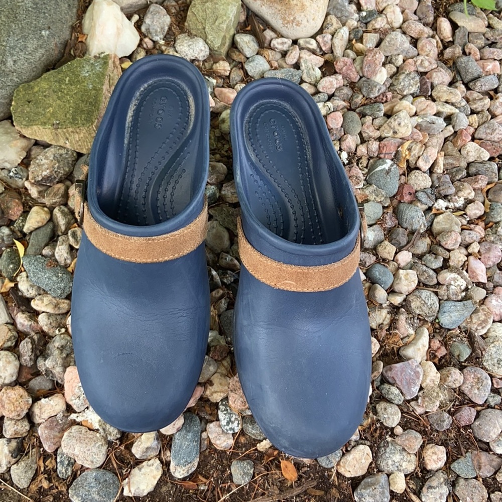 🛑SOLD🛑Crocs Clogs - Picture 5 of 6